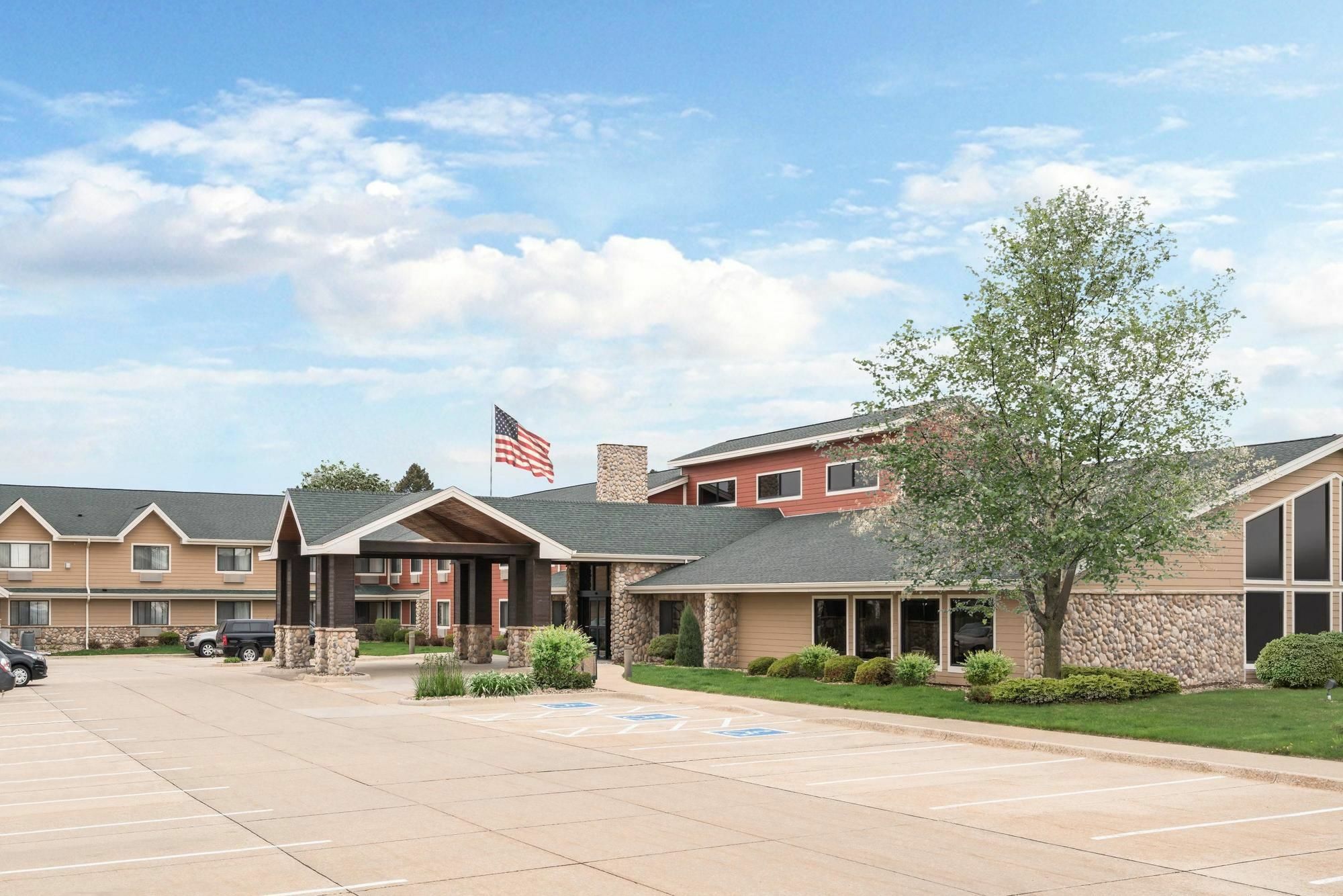 Spark By Hilton Cedar Falls Exterior foto